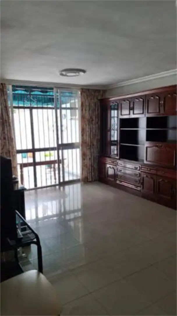 Living room of Houses for sale in Sevilla  with Storage room and Furnished