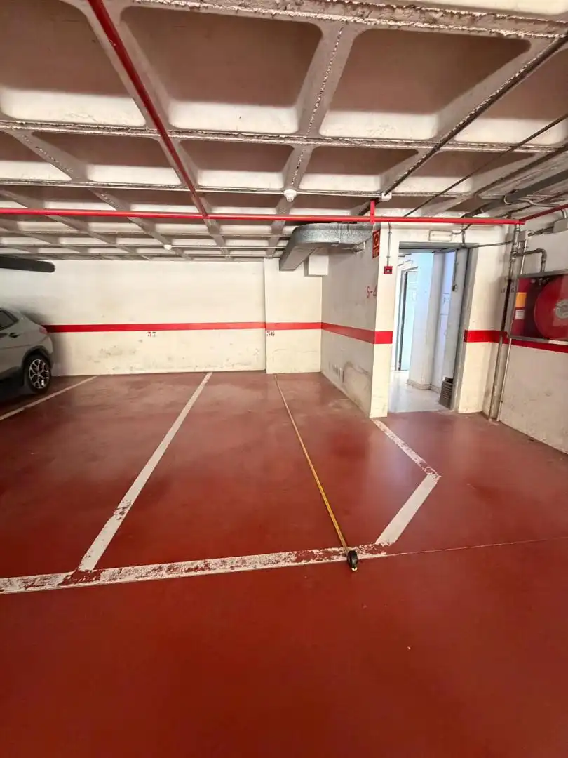 Parkplatz von Garage zur Miete in Cornellà de Llobregat