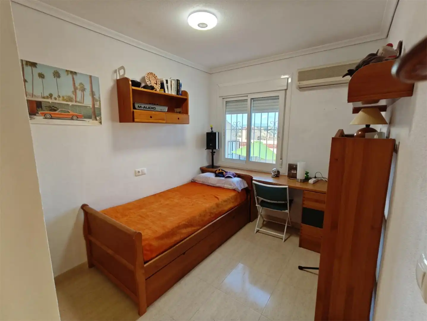 Casa o chalet en venta en Calle Garcilaso de la Vega, 4, Monforte del Cid Habitación de Casa o chalet en venta en Monforte del Cid con Aire acondicionado, Terraza y Balcón