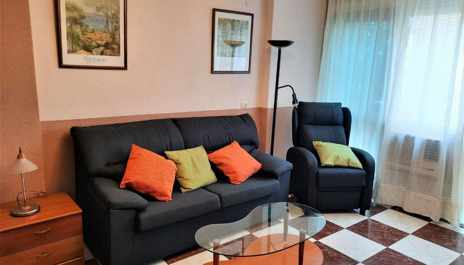 Wohnung zur Miete in Avenida las Asociaciones de Vecinos, 15, Parque Atlántico- San Matías, Sevilla Capital - Bild 1 Foto 1 von Wohnung zur Miete in Avenida las Asociaciones de Vecinos, 15, Parque Atlántico- San Matías, Sevilla Capital