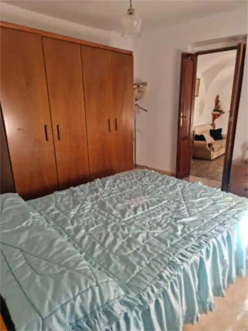 Casa o xalet en venda a Malpartida de la Serena Dormitori de Casa o xalet en venda en Malpartida de la Serena amb Jardí privat, Terrassa i Moblat