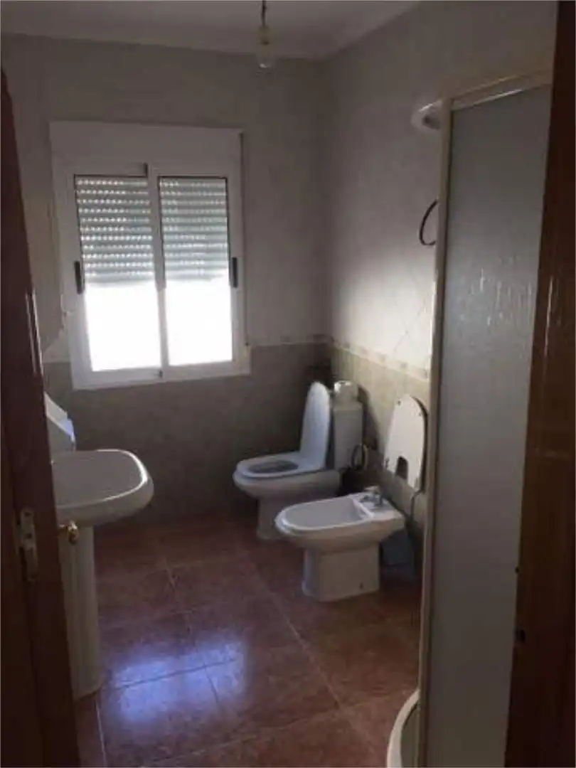 Casa o chalet en venta en Castril Baño de Casa o chalet en venta en Castril con Calefacción, Jardín privado y Trastero