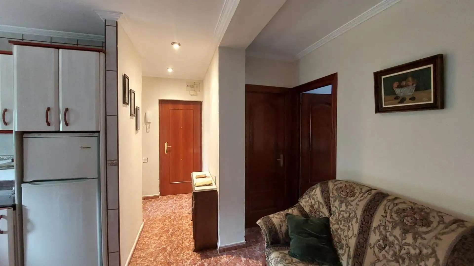 Wohnung zum Verkauf in Avenida de la Constitucion, San Martín del Rey Aurelio Wohnung zum Verkauf in San Martín del Rey Aurelio mit Abstellraum und Möbliert