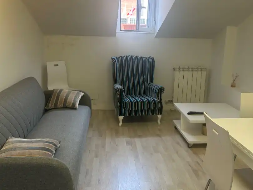Flat for rent in Calle Santa Nonia, 12, Centro Ciudad Living room of Flat for rent in León Capital with Heating, Parquet flooring and Furnished