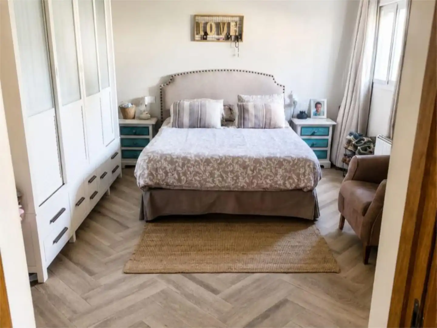Houses for sale in Calle Libertad, 24, Oromana Bedroom of Houses for sale in Alcalá de Guadaira with Air Conditioner and Swimming Pool
