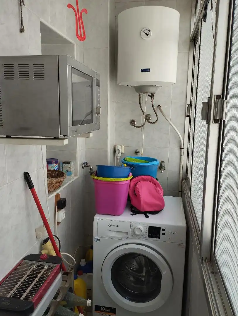 Piso en venta en Avenida del Mediterráneo, 243, San Luis Cocina de Piso en venta en Almería con Aire acondicionado, Calefacción y Amueblado