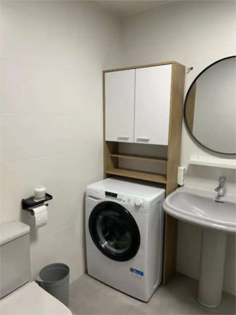 Piso de alquiler en Centro Baño de Piso de alquiler en Mérida con Calefacción, Terraza y Amueblado