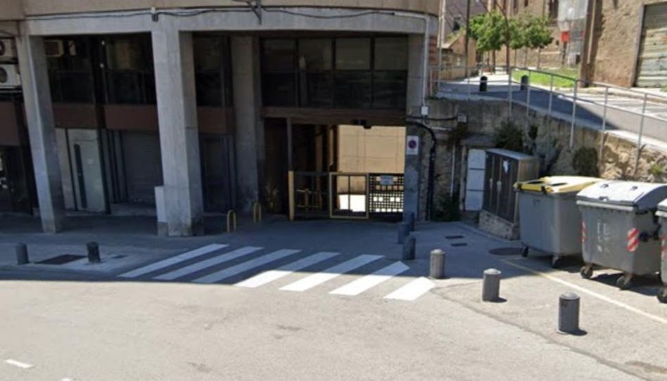 Garaje de alquiler en Carrer Reforma, 3, Barri Antic, Manresa - imagen 1 Foto 1 de Garaje de alquiler en Carrer Reforma, 3, Barri Antic, Manresa