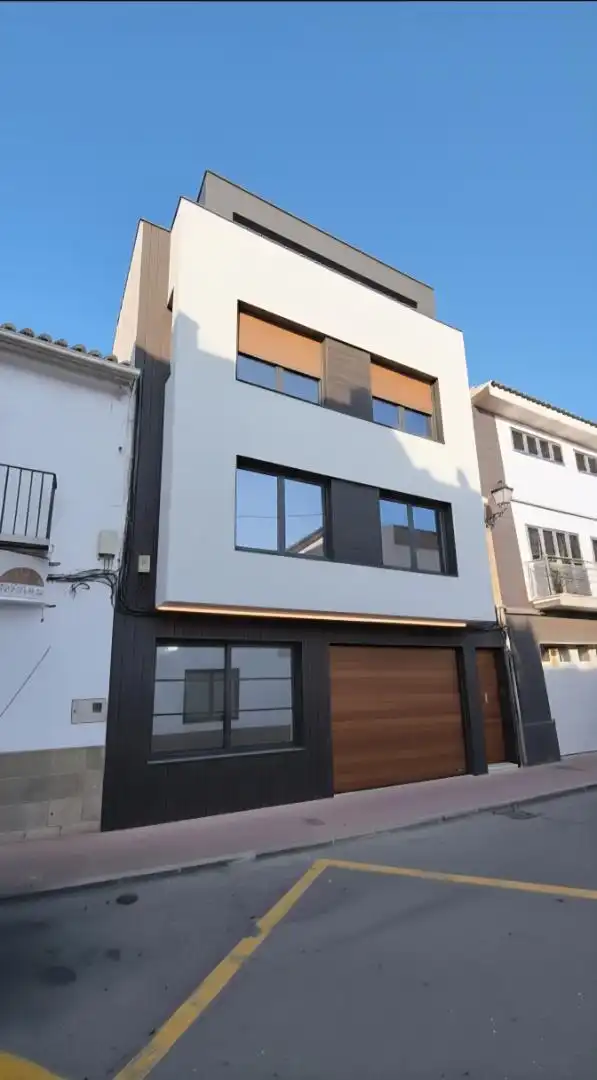 Dúplex en venda a Carrer Major, 5, Olocau Vista exterior de Dúplex en venda en Olocau amb Aire condicionat, Terrassa i Traster