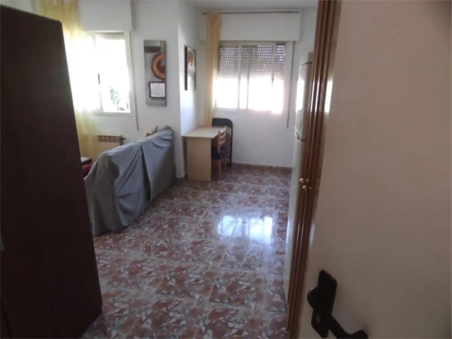 Estudi de lloguer a Calle Ramón Crespo, 29, Ciudad Universitaria Dormitori de Estudi de lloguer en Madrid amb Calefacció i Moblat