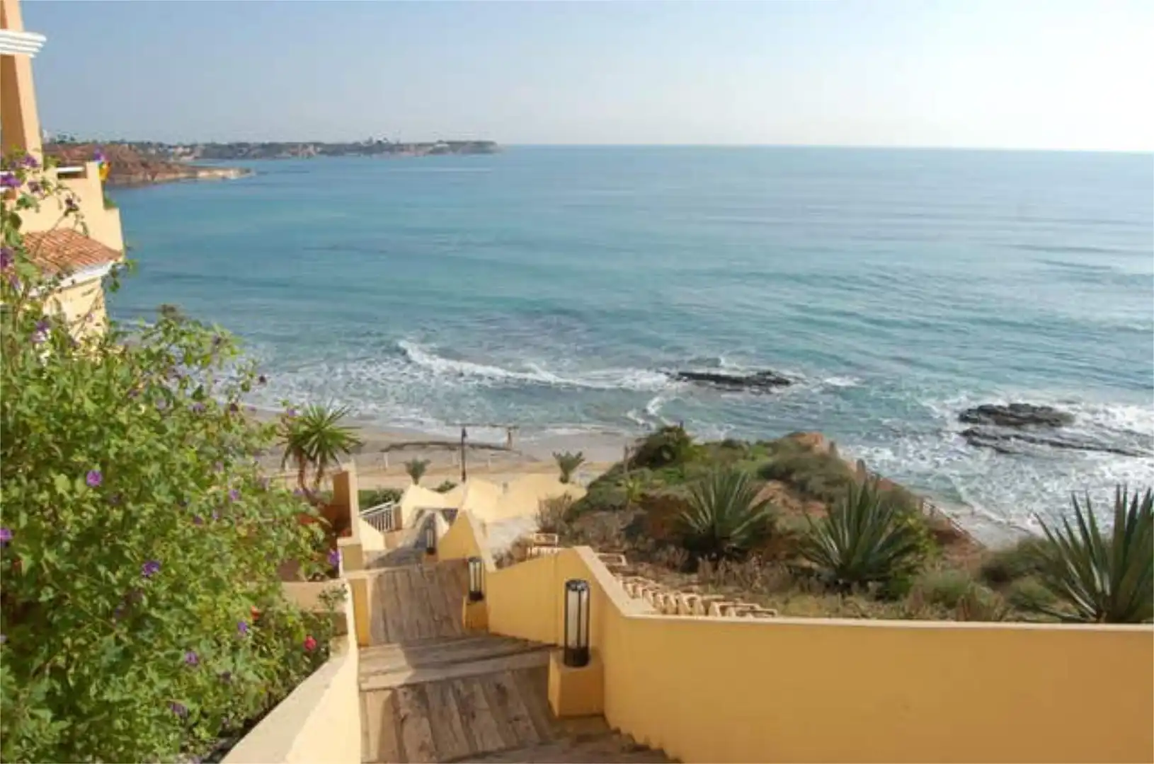 Apartamento de alquiler en Campoamor Apartamento de alquiler en Orihuela con Terraza, Trastero y Piscina