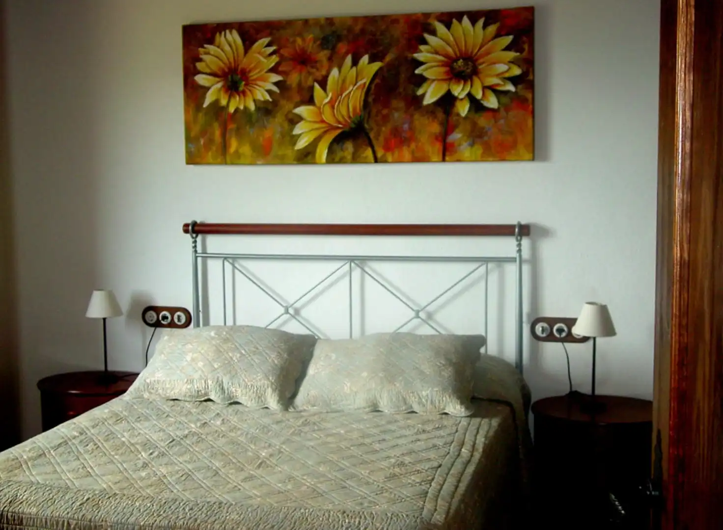 Habitación de Apartamento de alquiler en Camprodon con Calefacción, Jardín privado y Amueblado