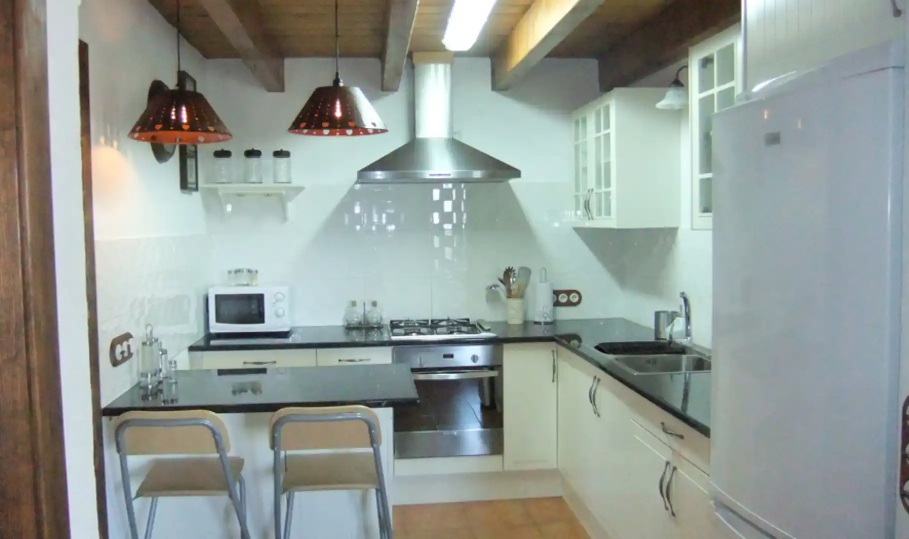 Cocina de Apartamento de alquiler en Camprodon con Calefacción, Jardín privado y Amueblado