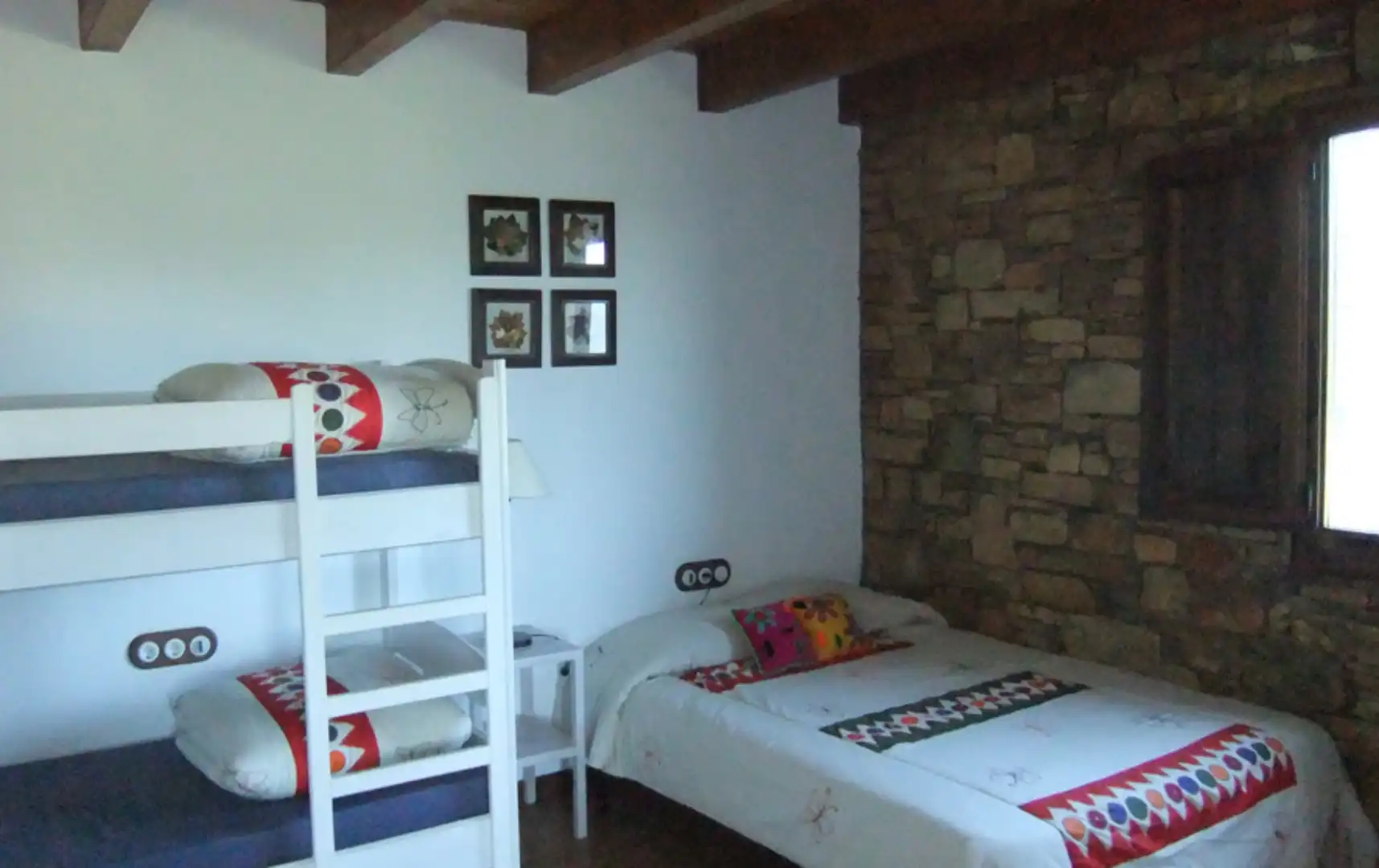 Habitación de Apartamento de alquiler en Camprodon con Calefacción, Jardín privado y Amueblado