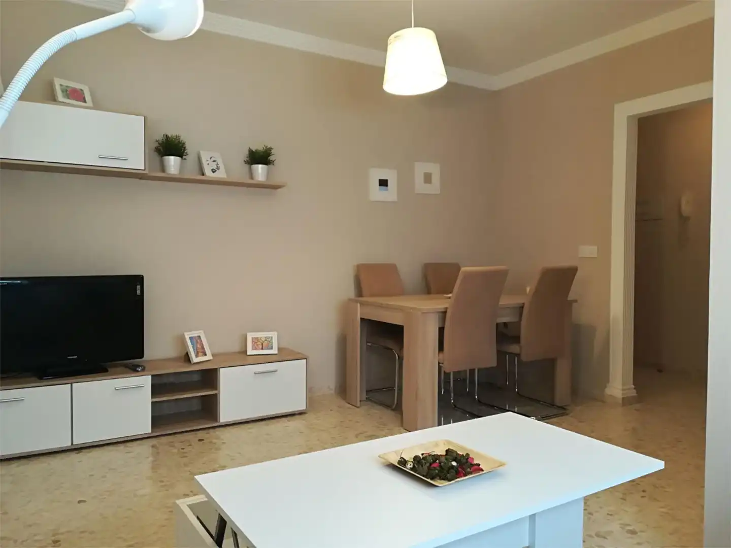 Comedor de Piso de alquiler en Lucena con Aire acondicionado, Calefacción y Terraza