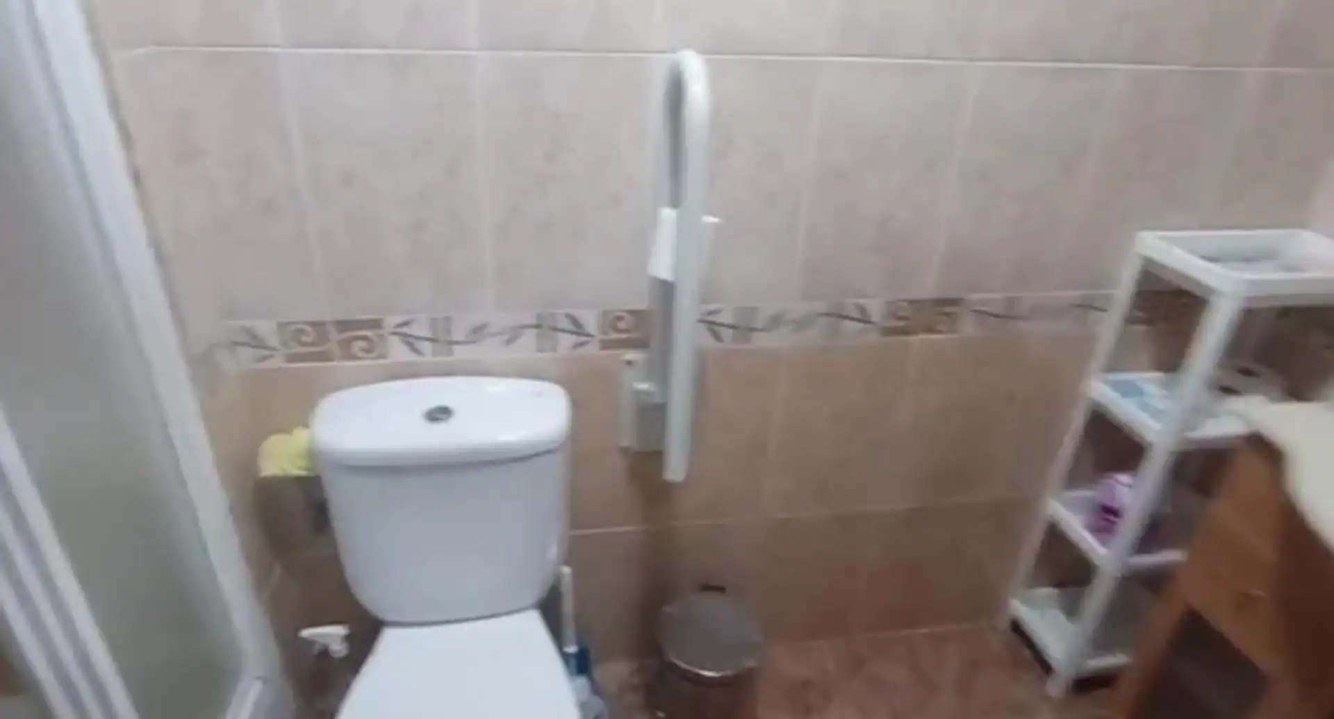 Bathroom of Flat for sale in Málaga  with Terrace and Furnished