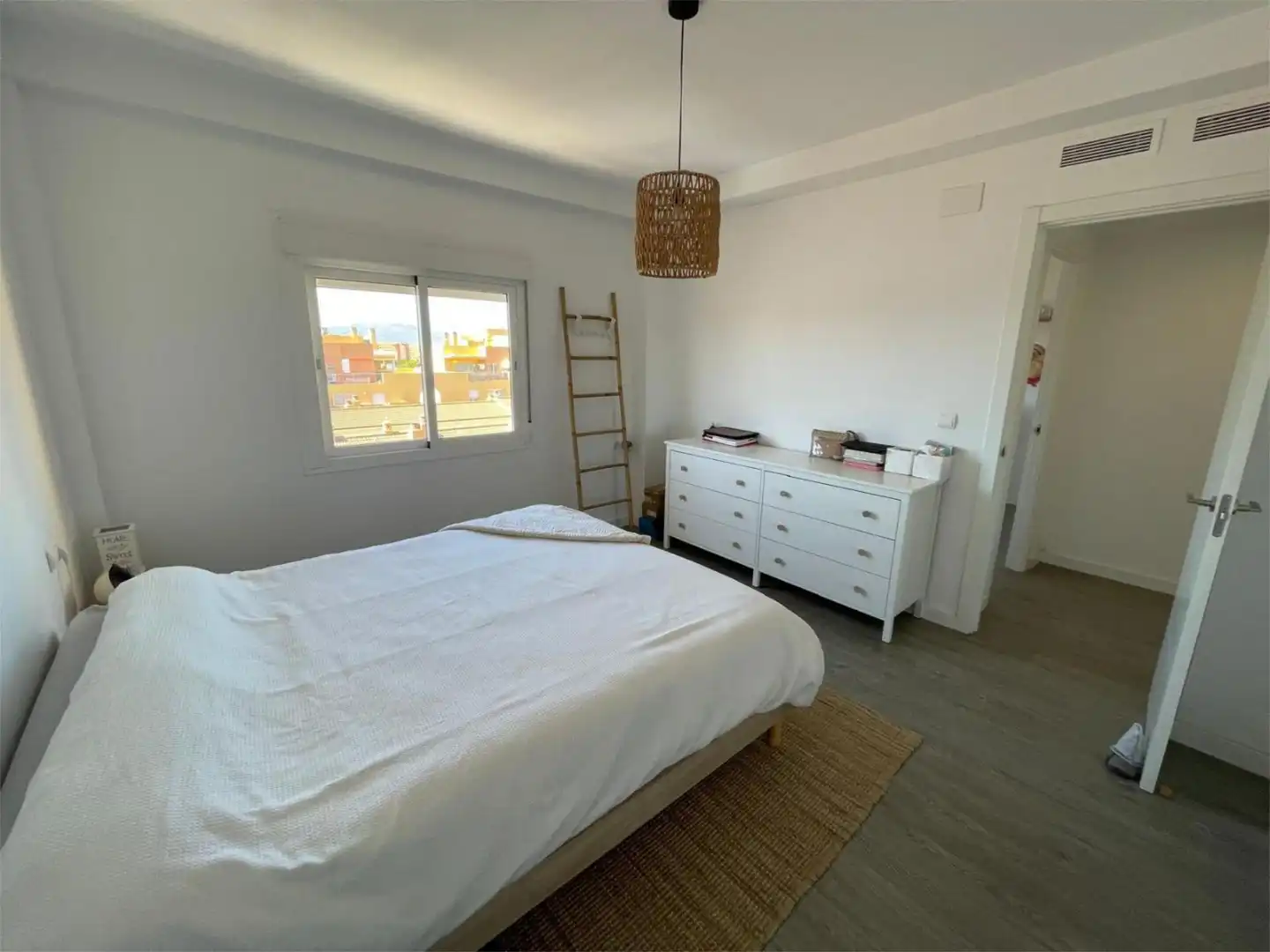 Habitación de Piso en venta en Málaga con Parquet y Amueblado
