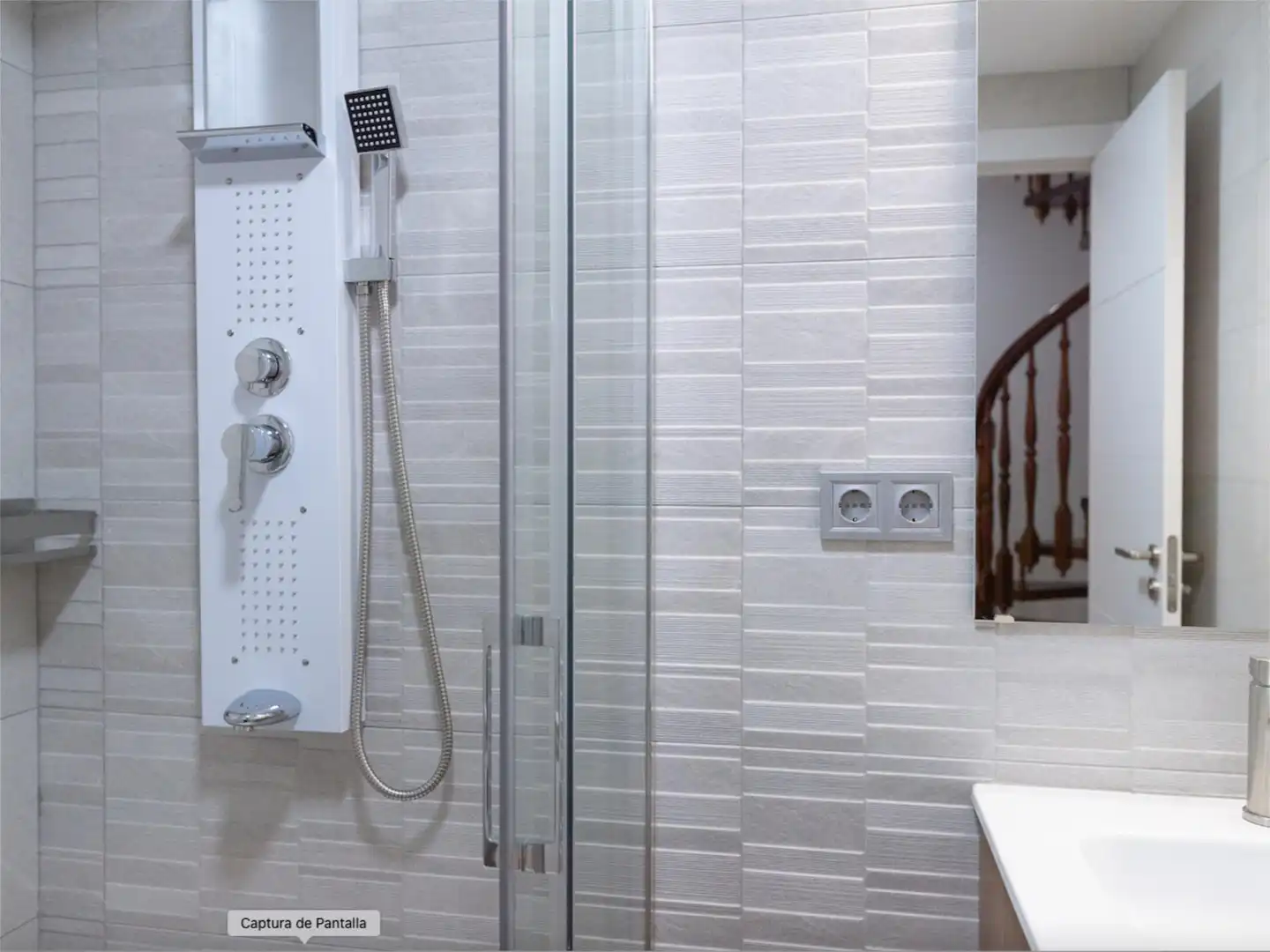 Bathroom of Attic for sale in  Lleida Capital  with Air Conditioner and Balcony