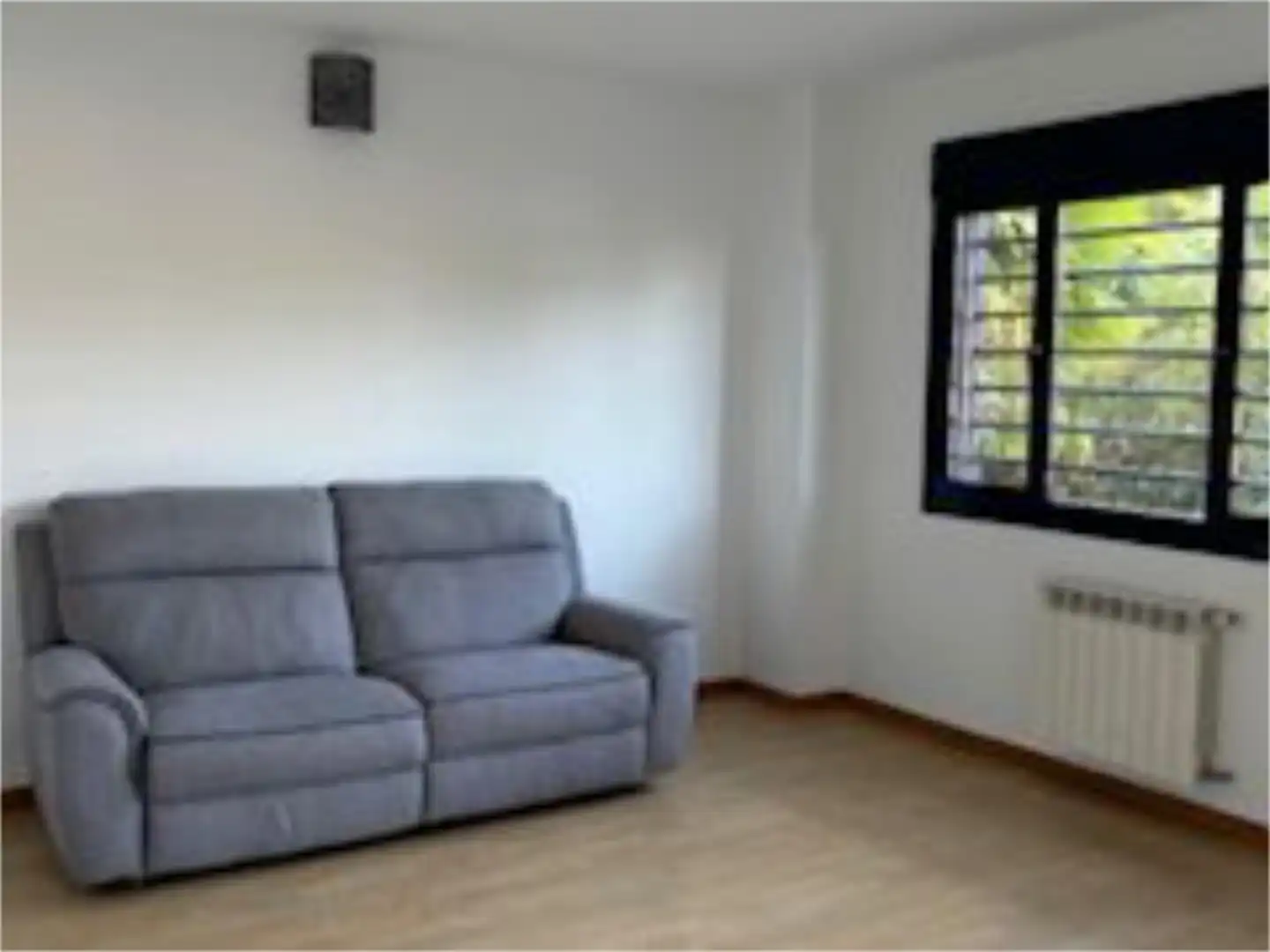 Piso en venta en Calle de Vicente Blasco Ibáñez, 74, Sanchinarro Sala de estar de Piso en venta en Madrid con Jardín privado, Parquet y Trastero