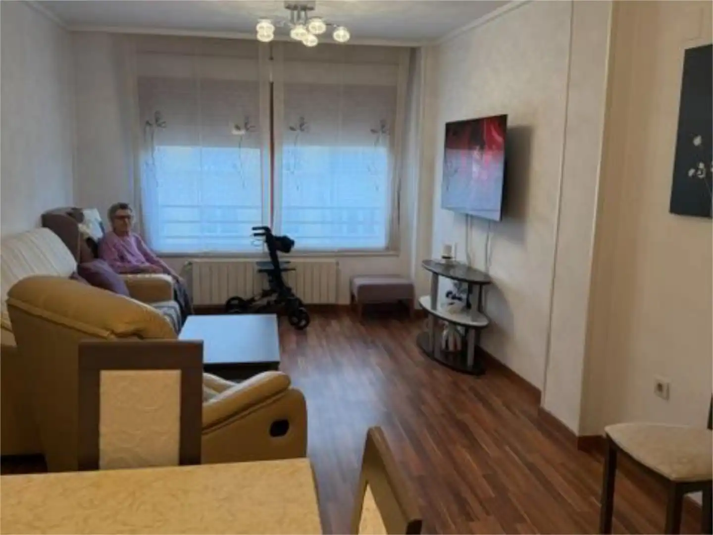Piso en venta en Calle San Ignacio de Loyola, 25, Plaza de Toros - Avenida Chapí - Trinquete Sala de estar de Piso en venta en Elda con Aire acondicionado
