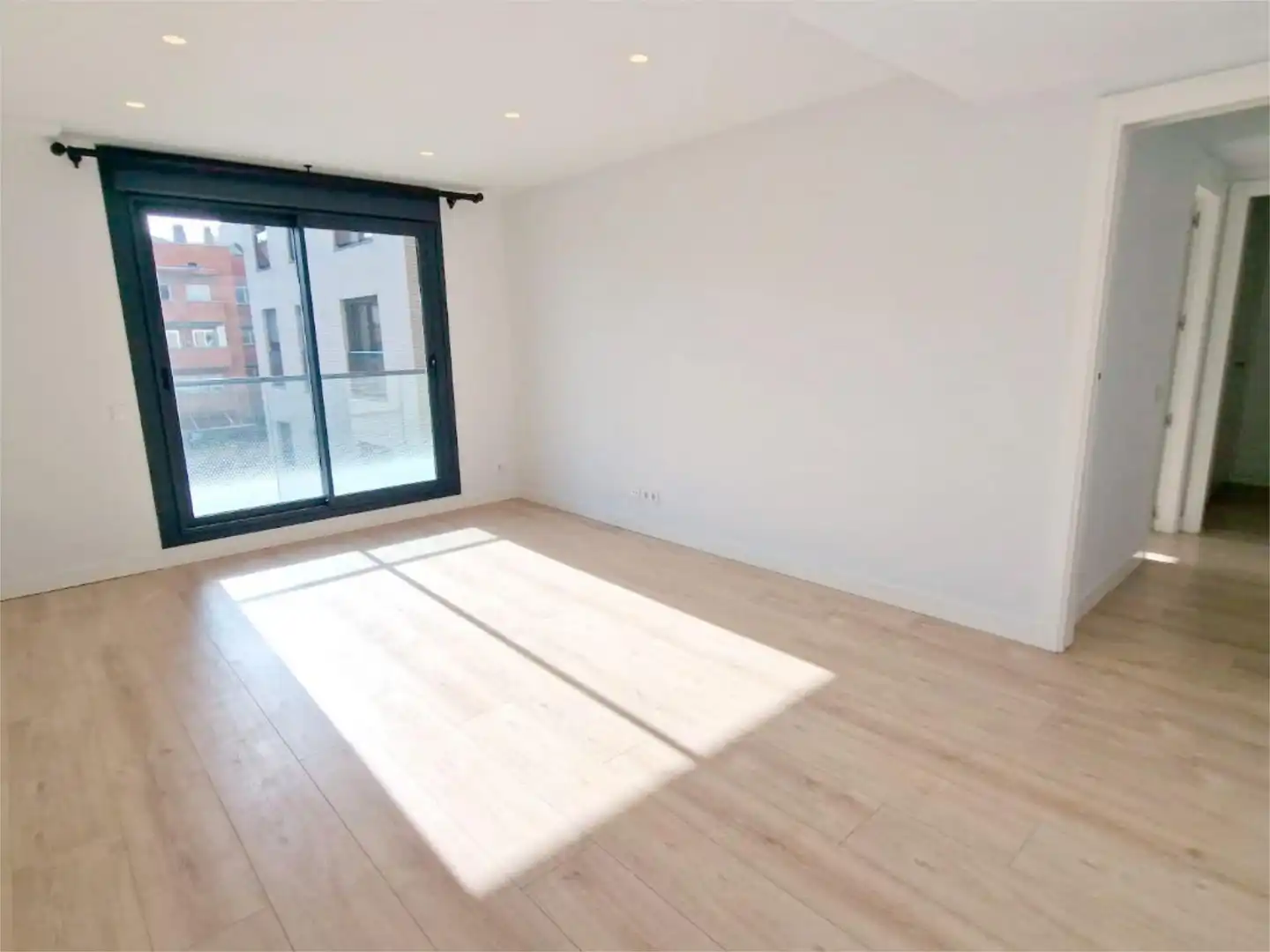 Wohnung zur Miete in Calle de Pedro Barreda, 10, Bellas Vistas Wohnzimmer von Wohnung zur Miete in Madrid mit Klimaanlage, Heizung und Privatgarten