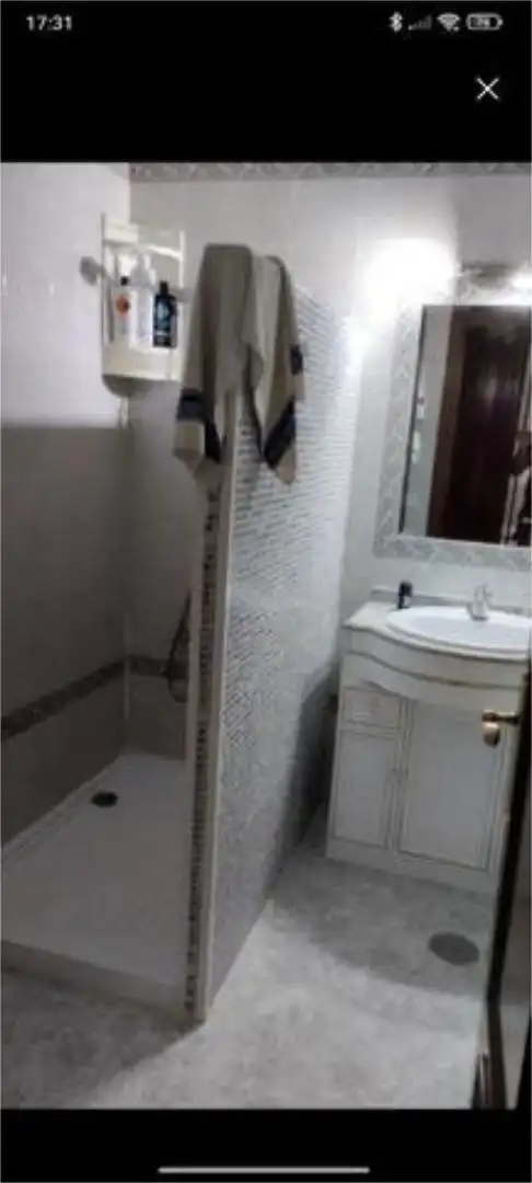 Bathroom of Flat for sale in Sevilla  with Heating, Terrace and Furnished