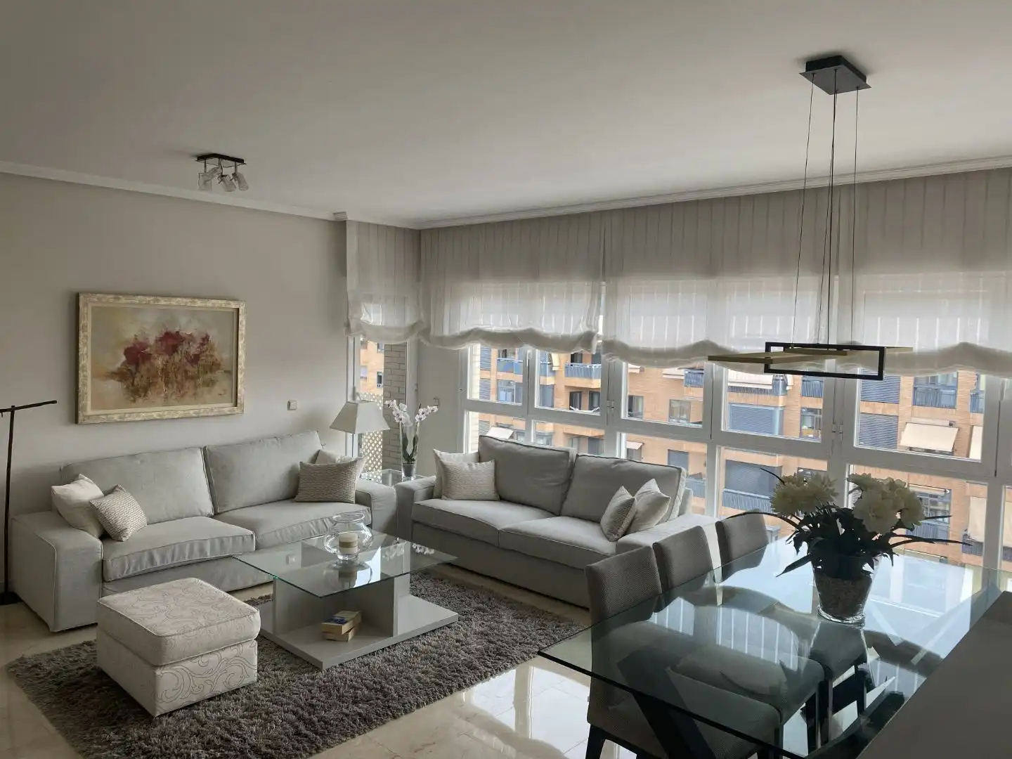 Wohnzimmer von Dachboden zum Verkauf in  Madrid Capital mit Klimaanlage, Terrasse und Schwimmbad