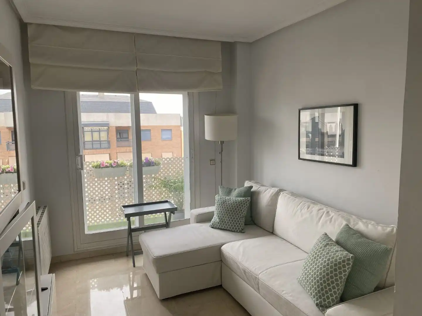 Wohnzimmer von Dachboden zum Verkauf in  Madrid Capital mit Klimaanlage, Terrasse und Schwimmbad