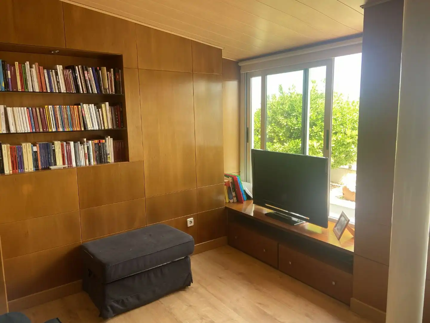 Wohnzimmer von Dachboden zum Verkauf in  Madrid Capital mit Klimaanlage, Terrasse und Schwimmbad