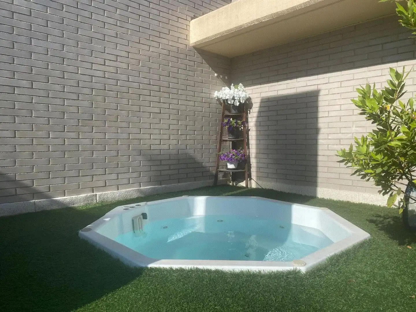 Garten von Dachboden zum Verkauf in  Madrid Capital mit Klimaanlage, Terrasse und Schwimmbad