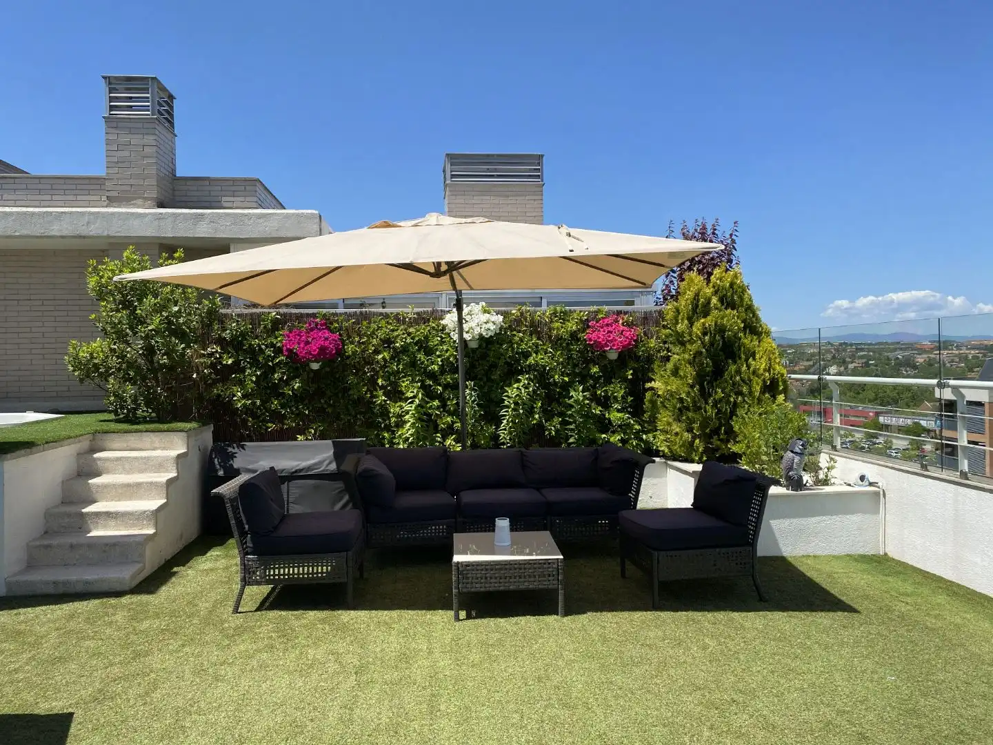 Terrasse von Dachboden zum Verkauf in  Madrid Capital mit Klimaanlage, Terrasse und Schwimmbad