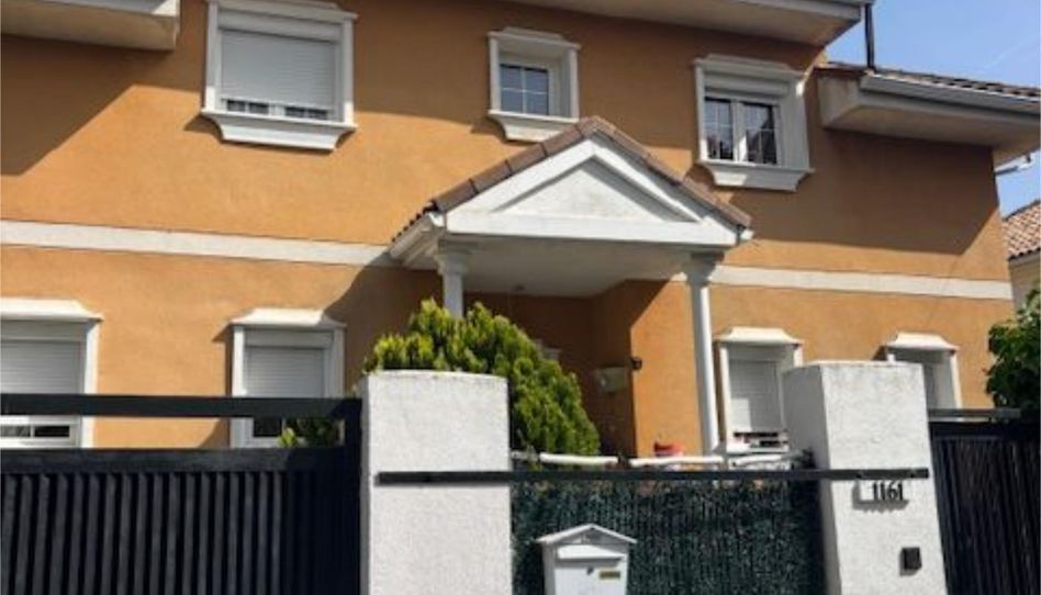 Casa o chalet en venta en Calle Río Guadarrama, 1161, El Casar, Guadalajara - imagen 1 Foto 1 de Casa o chalet en venta en Calle Río Guadarrama, 1161, El Casar, Guadalajara
