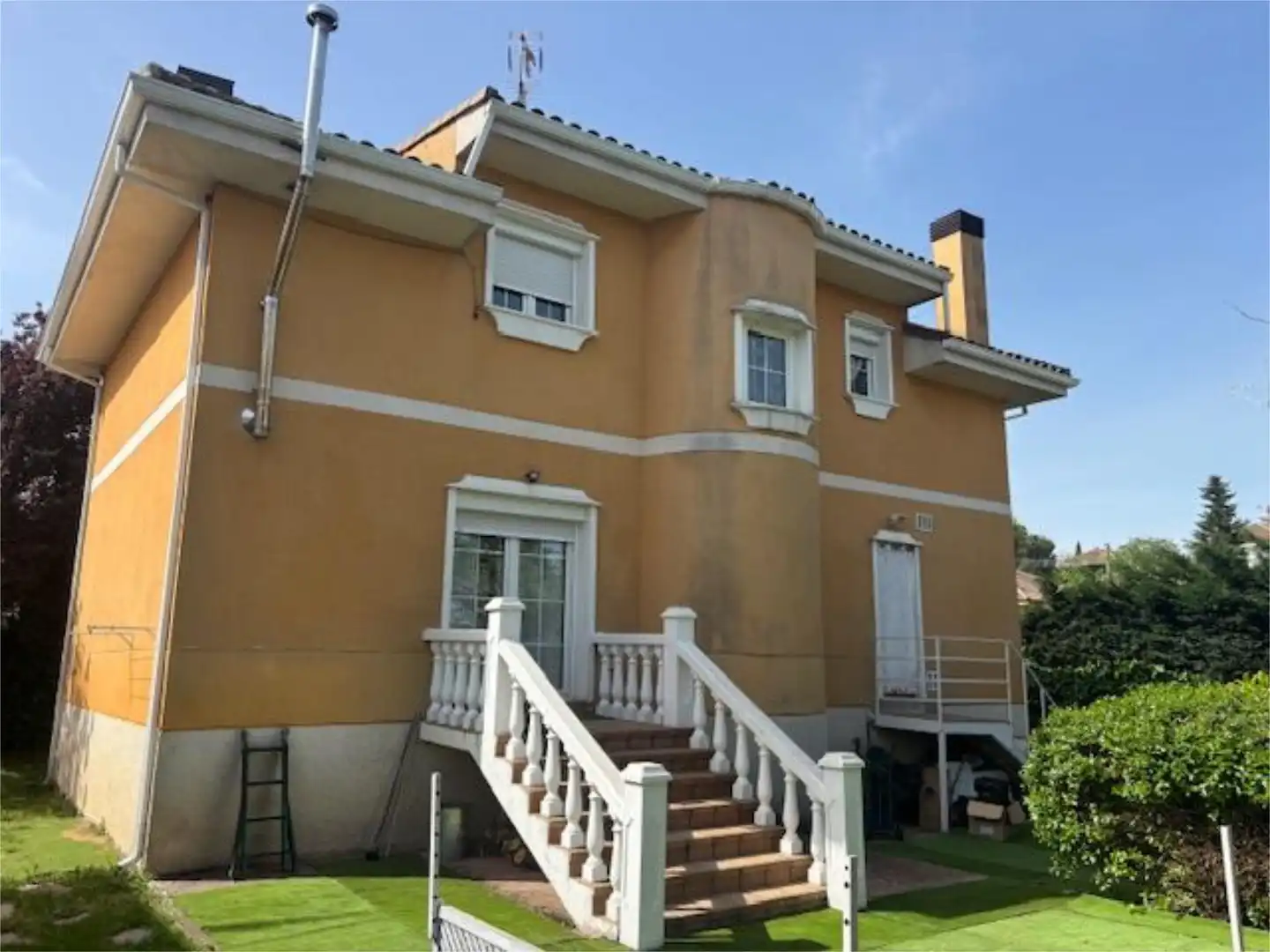 Casa o chalet en venta en Calle Río Guadarrama, 1161, El Casar Vista exterior de Casa o chalet en venta en El Casar