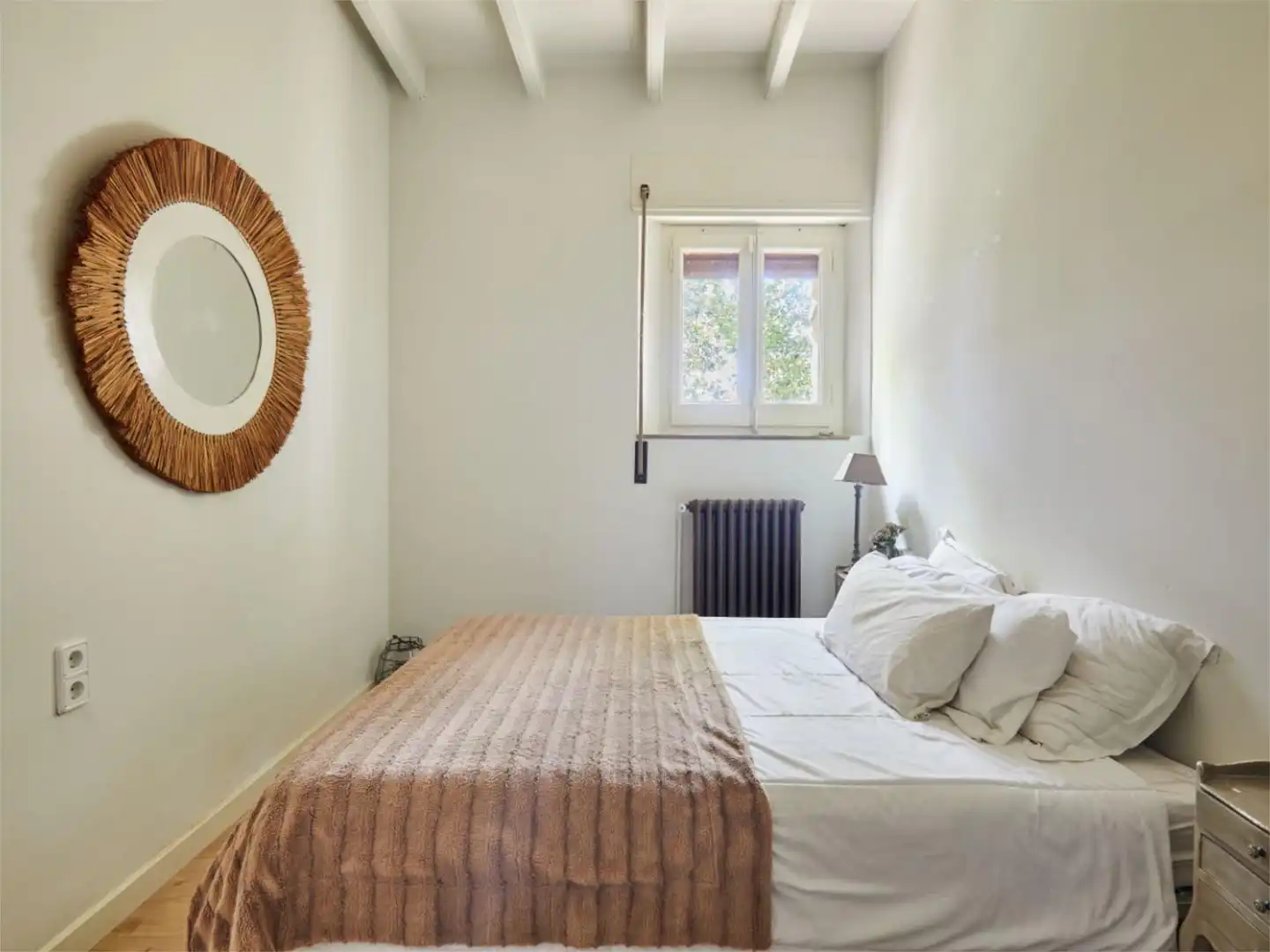 Country house zum Verkauf in Camí Verinal, 31, Tona Schlafzimmer von Country house zum Verkauf in Tona mit Heizung, Privatgarten und Parkett