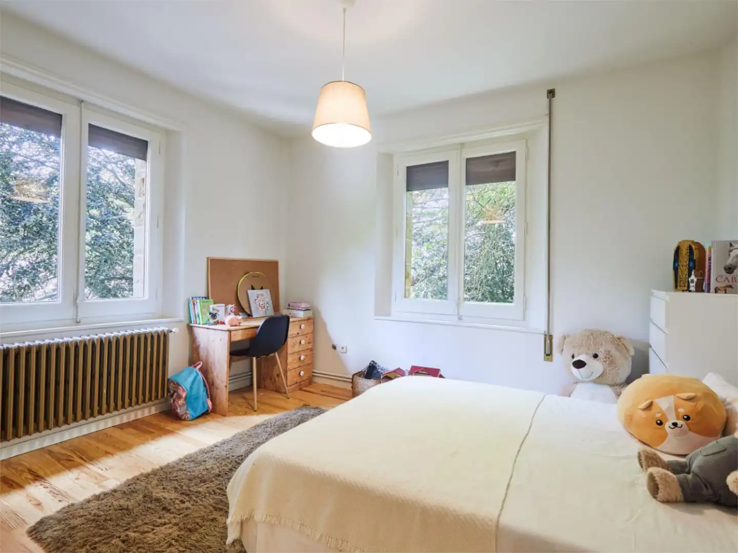 Country house zum Verkauf in Camí Verinal, 31, Tona Schlafzimmer von Country house zum Verkauf in Tona mit Heizung, Privatgarten und Parkett
