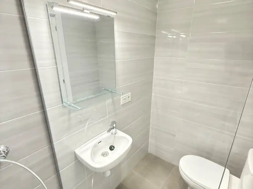 Flat for rent in Calle Doctor Palomo y Anaya, 36, Coín Bathroom of Flat for rent in Coín with Air Conditioner and Furnished