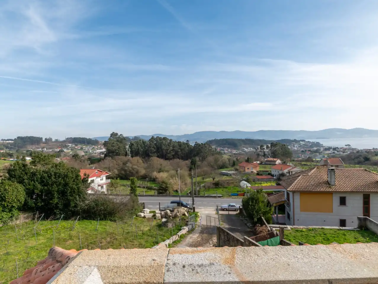 Casa o chalet en venta en Lugar Lamela, 5, Bordóns Vista exterior de Casa o chalet en venta en Sanxenxo con Terraza y Balcón