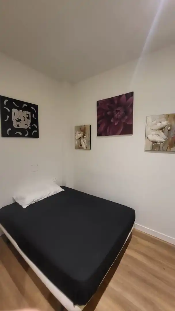 Piso en venta en Travesía Garbera, Intxaurrondo Habitación de Piso en venta en Donostia - San Sebastián con Amueblado