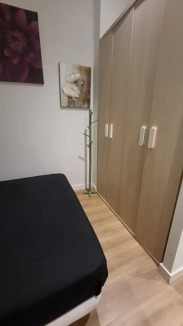 Piso en venta en Travesía Garbera, Intxaurrondo Habitación de Piso en venta en Donostia - San Sebastián con Amueblado