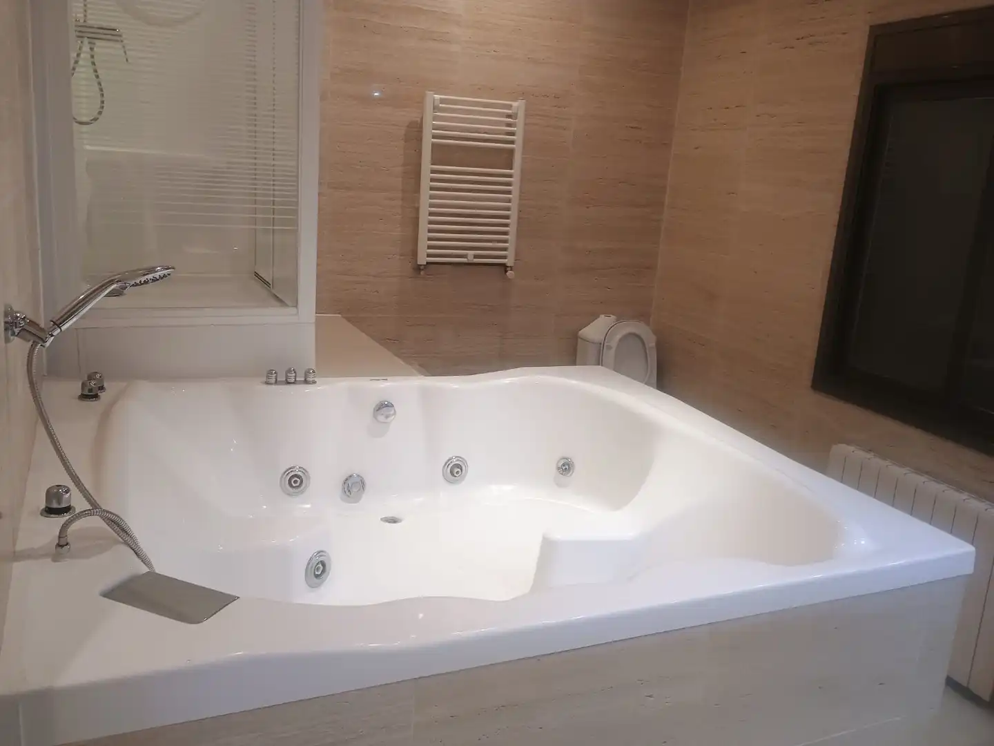 Bathroom of Houses for rent in Rubí  with Heating, Private garden and Parquet flooring