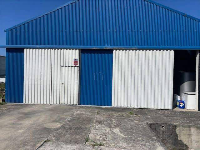 Nave industrial en Alquiler en Bóveda