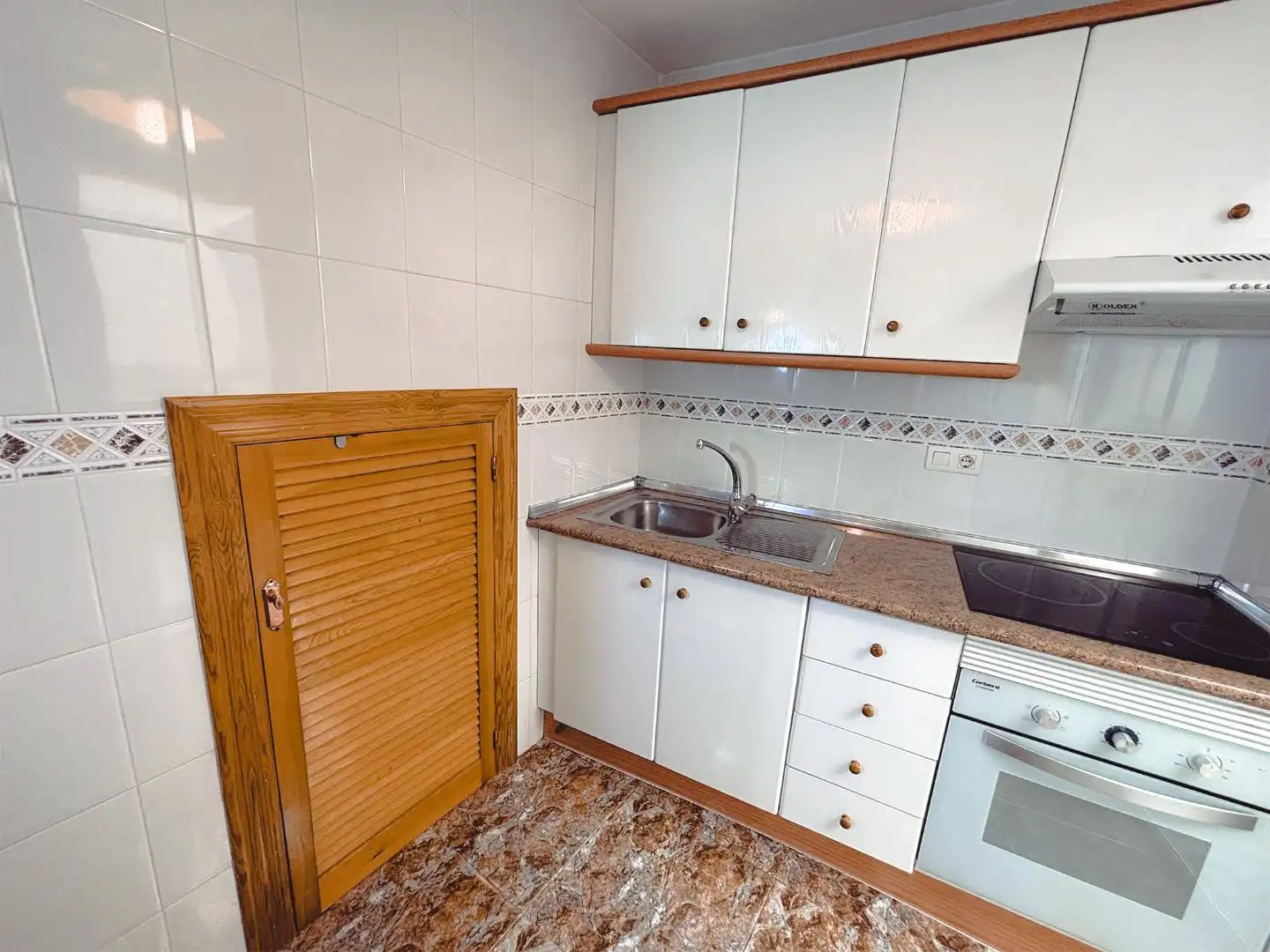 Wohnung zum Verkauf in Calle Crucero Canarias, 36, Los Cuarteros Küche von Wohnung zum Verkauf in San Pedro del Pinatar mit Klimaanlage, Terrasse und Balkon