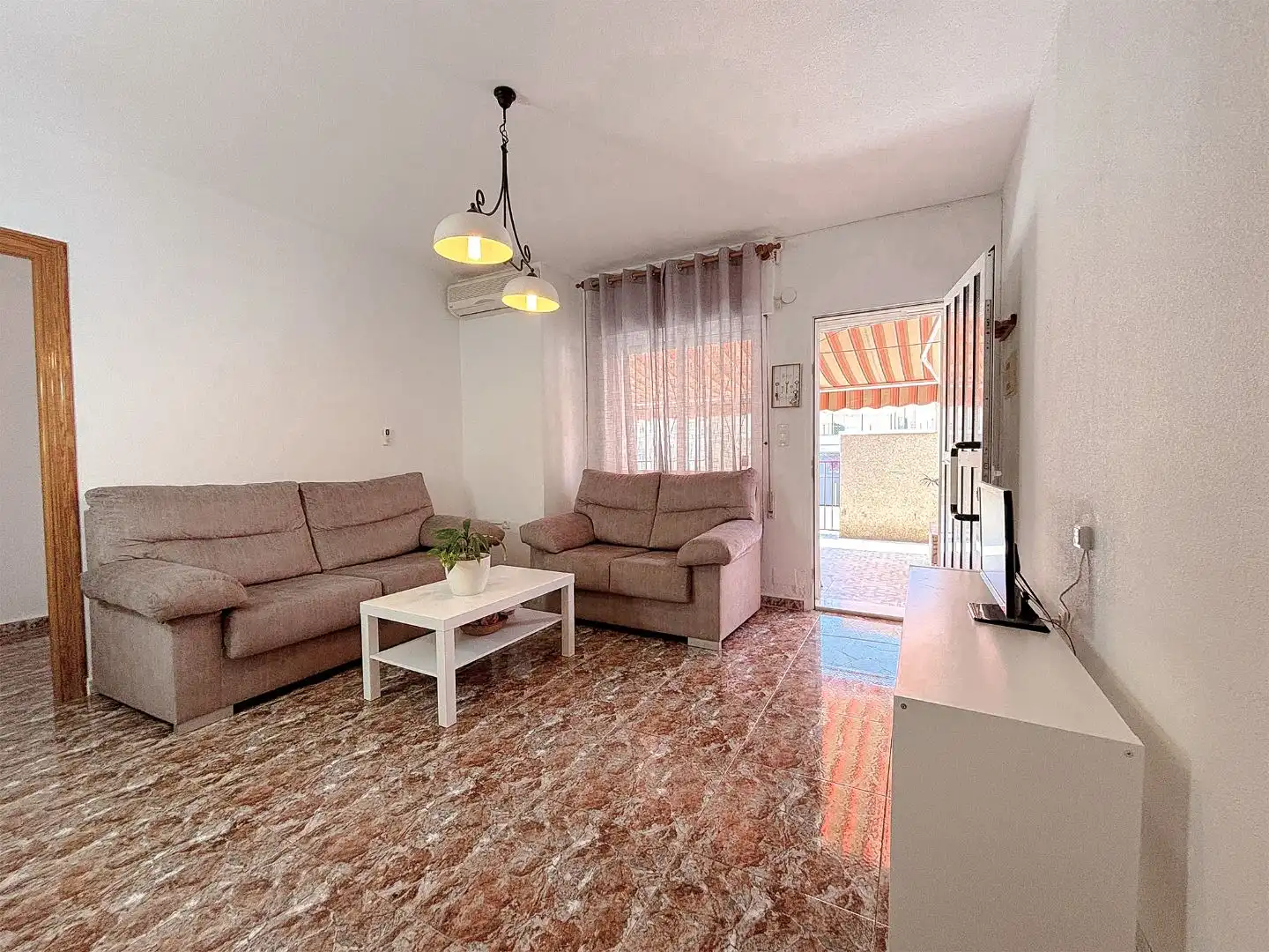 Wohnung zum Verkauf in Calle Crucero Canarias, 36, Los Cuarteros Wohnzimmer von Wohnung zum Verkauf in San Pedro del Pinatar mit Klimaanlage, Terrasse und Balkon