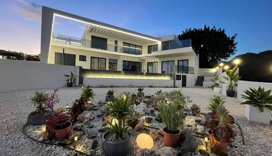 Casa o xalet en venda a Urbanización el Faro, 45, El Faro de Calaburra - Chaparral, Mijas - imatge 1 Foto 1 de Casa o xalet en venda a Urbanización el Faro, 45, El Faro de Calaburra - Chaparral, Mijas