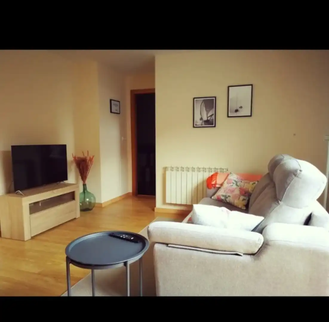 Sala de estar de Piso en venta en Pontecesures con Calefacción, Terraza y Trastero