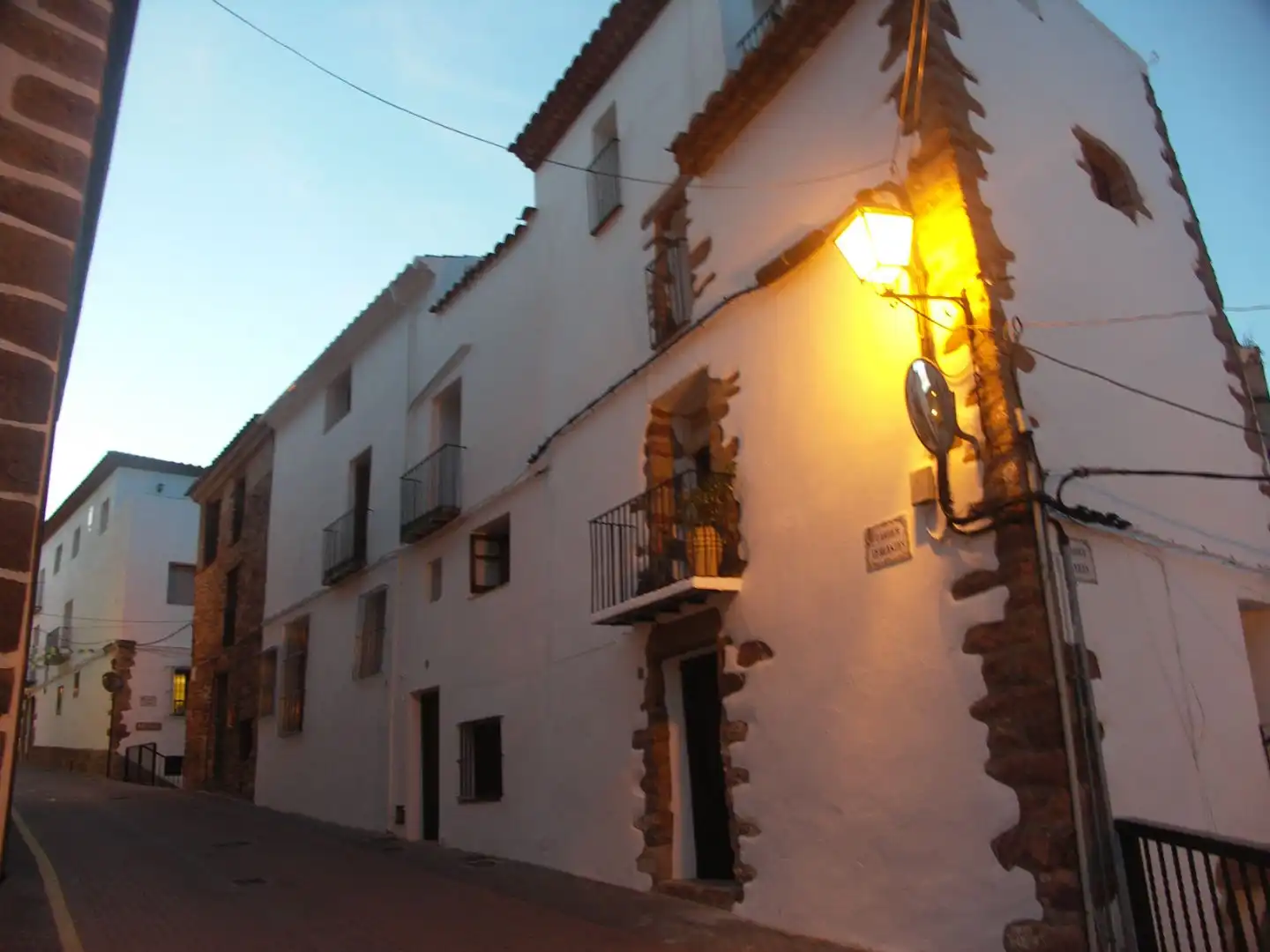 Vista exterior de Casa adosada en venda en Vilafamés amb Terrassa, Traster i Moblat