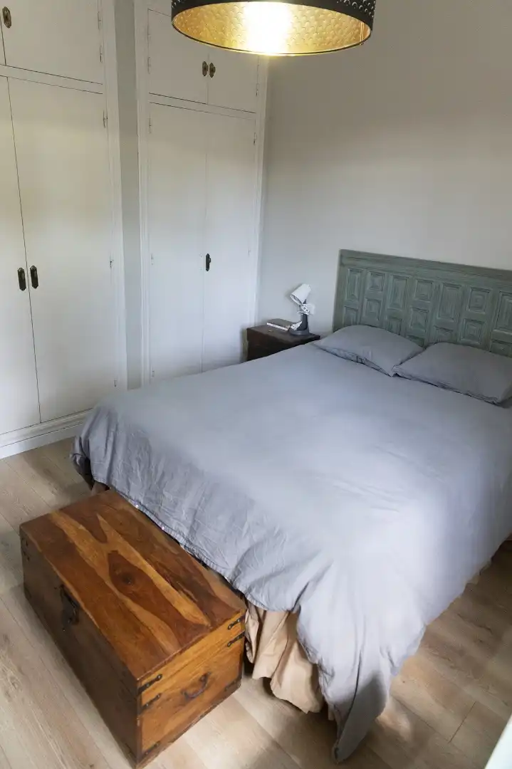 Piso en venta en Calle Alcaparron, 26, Cerrado de Calderón - Hacienda Paredes Habitación de Piso en venta en Málaga con Aire acondicionado, Jardín privado y Parquet