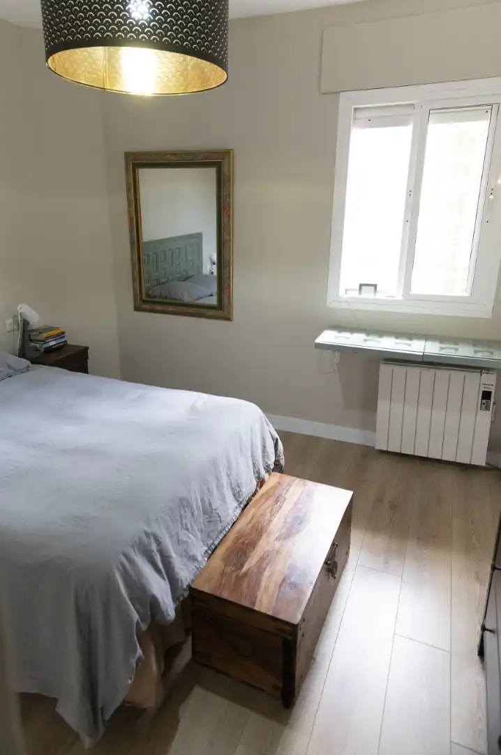 Piso en venta en Calle Alcaparron, 26, Cerrado de Calderón - Hacienda Paredes Habitación de Piso en venta en Málaga con Aire acondicionado, Jardín privado y Parquet