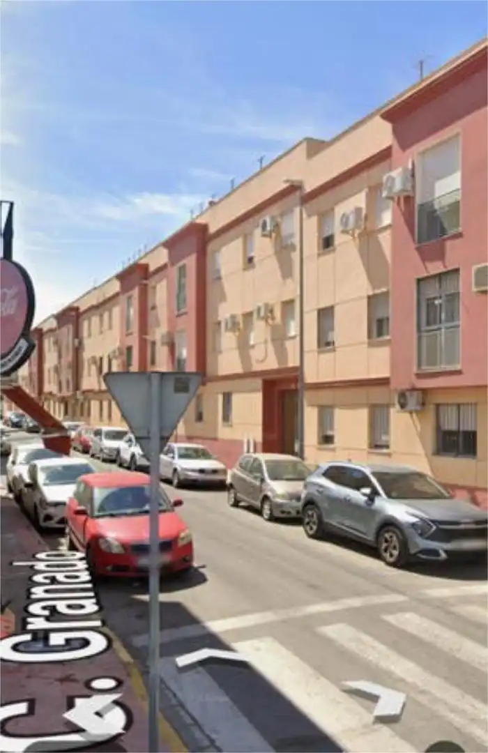 Piso en venta en Centro - Doña Mercedes Vista exterior de Piso en venta en Dos Hermanas con Trastero