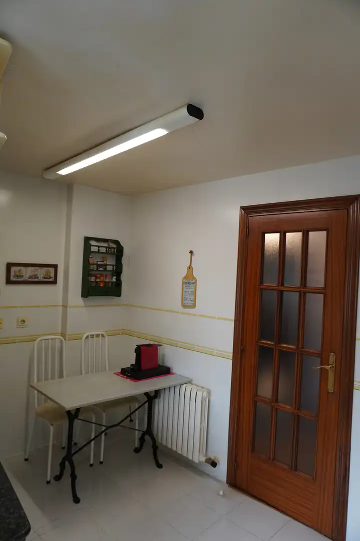 Cocina de Piso en venta en Valladolid con Calefacción, Parquet y Trastero